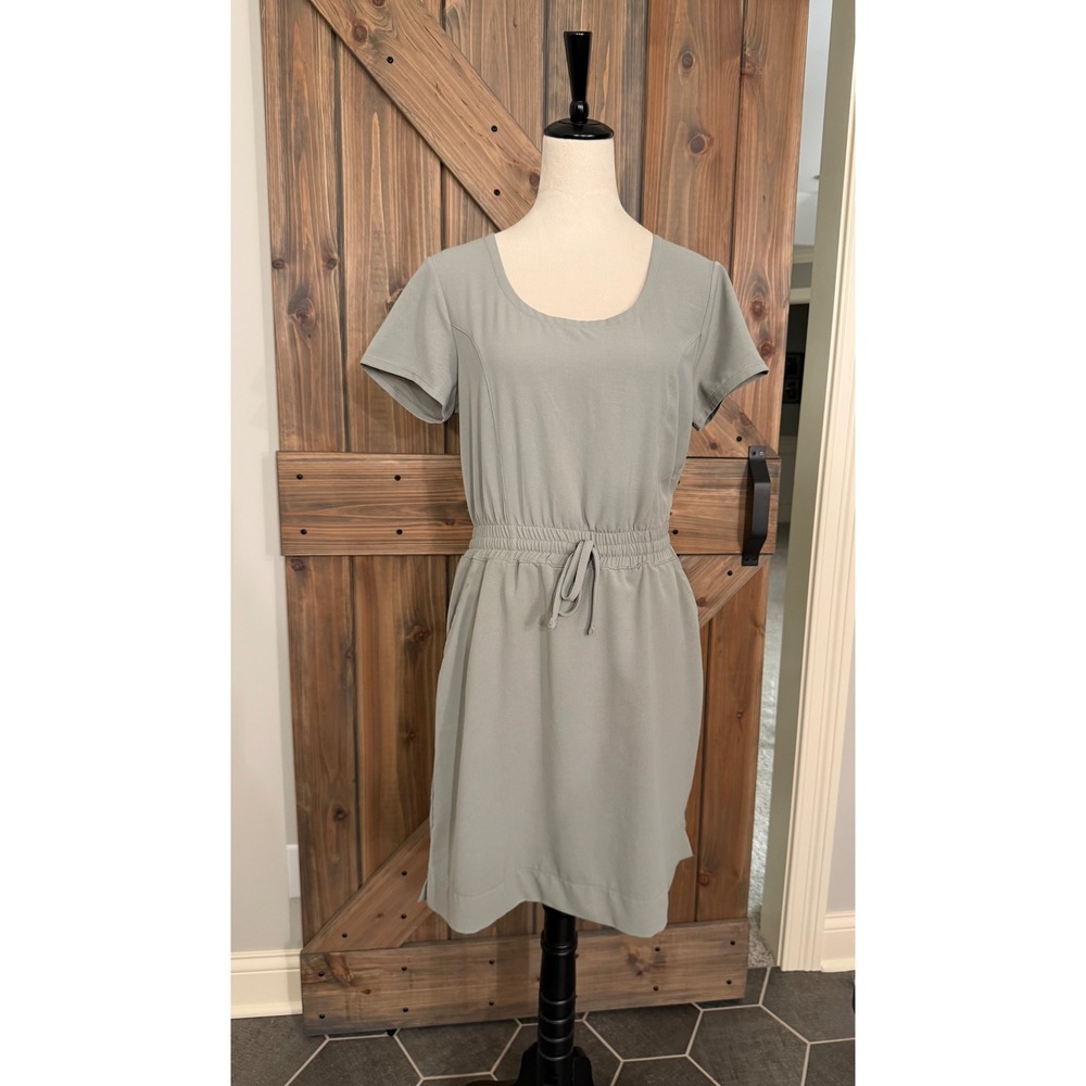 32 Degrees Cool Dress Small Light Gray Short Sleeve Elastic Waist Casual Pockets